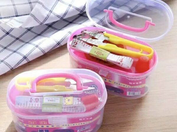 Set Alat Jahit (Peralatan Benang & Jarum - 8 Item)