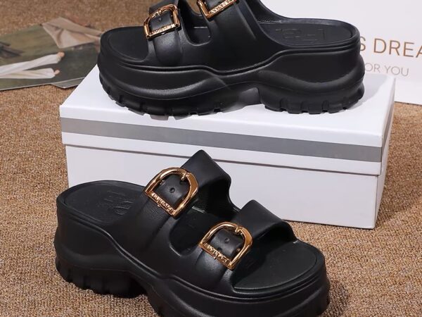 LAYTENY Sandal Wanita Wedges Tinggi Empuk Sandal Jelly Baim Sandal Wanita Kekinian Anti Slip Ringan