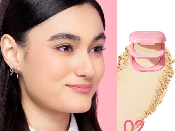 Glad2Glow Perfect Blurring Powder Foundation Glad2Glow Bedak Make Up